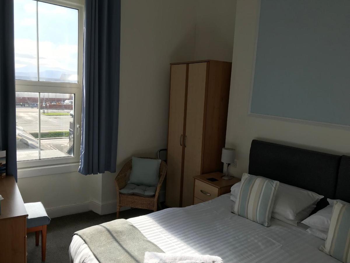 The Oasis Hotel Llandudno Exterior photo
