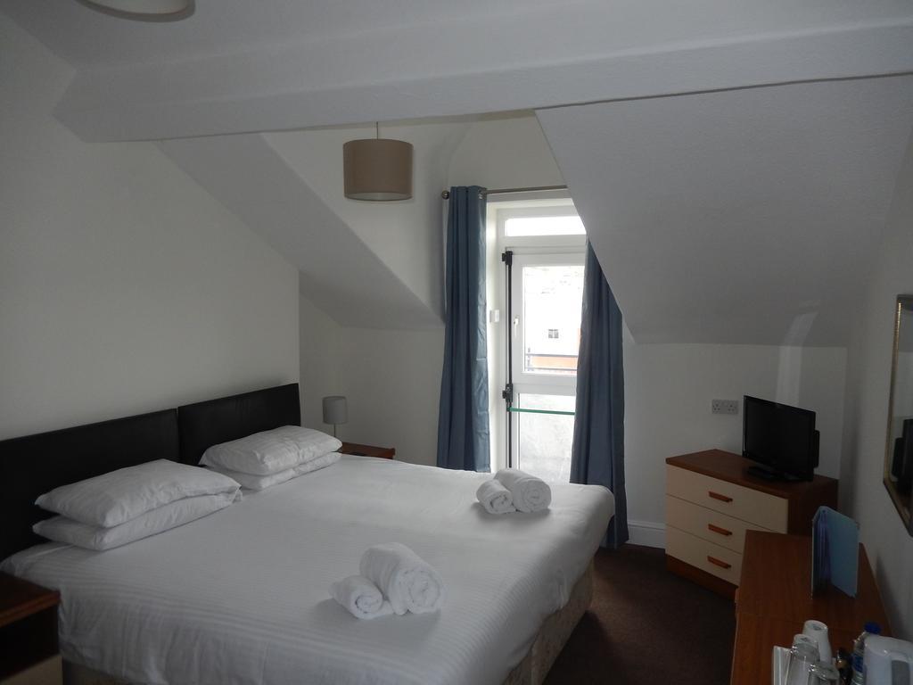 The Oasis Hotel Llandudno Room photo